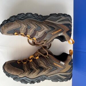 Merrell Bitter Root Mens Brown Hiking Shoes Vibram Size 9